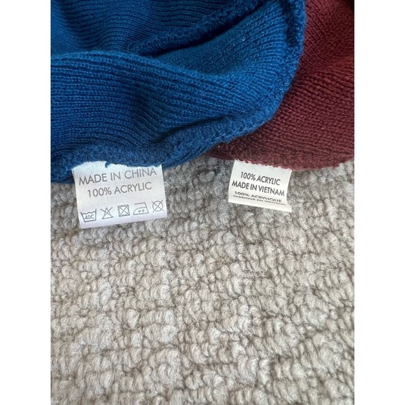 Bundle 2 Non Brand Everyday Winter Cold Beanies 1 Maroon 1 Blue - Picture 5 of 5
